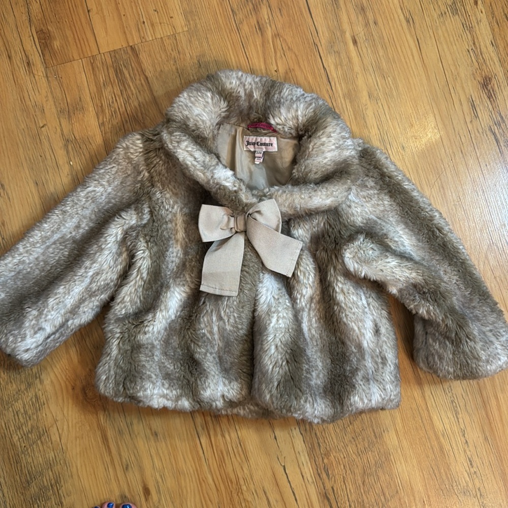 Juicy Couture Faux Fur Jacket Kids 24 Months Bow Front Tan / Brown